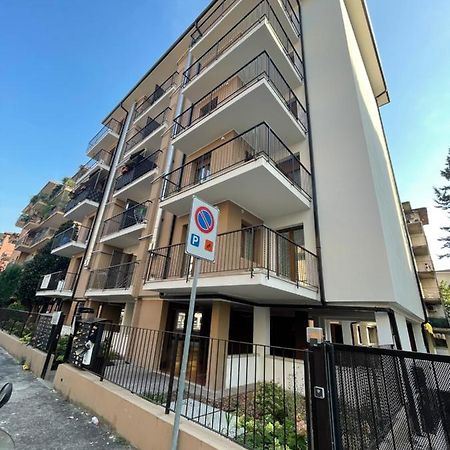 La Maison De Nini Apartment Verona Exterior foto